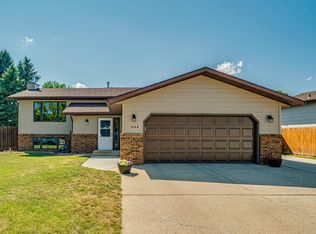 1644 Billings Dr, Bismarck, ND 58504