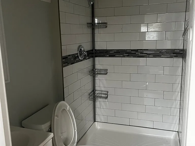 2406 Wilkens Ave — Photo 9