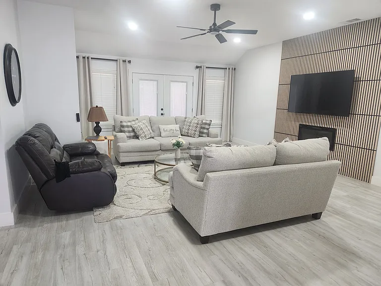 6413 Stilwell Rd — Photo 17
