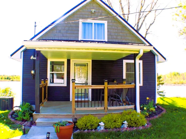 3943 Wice Dr, Gladwin, MI 48624