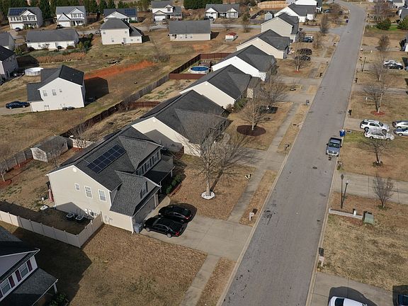 2nd image of 316 Carnahan Dr
