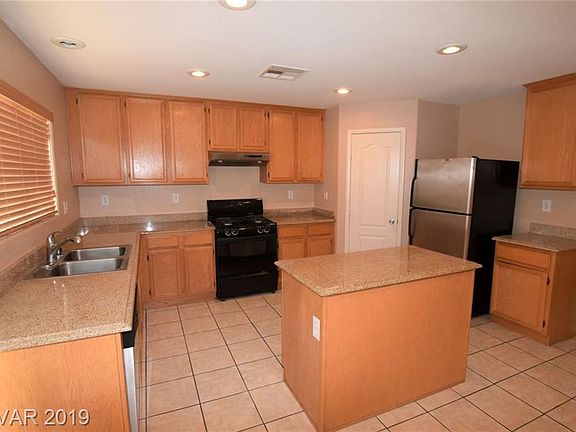 4th image of 11616 Whipkey St