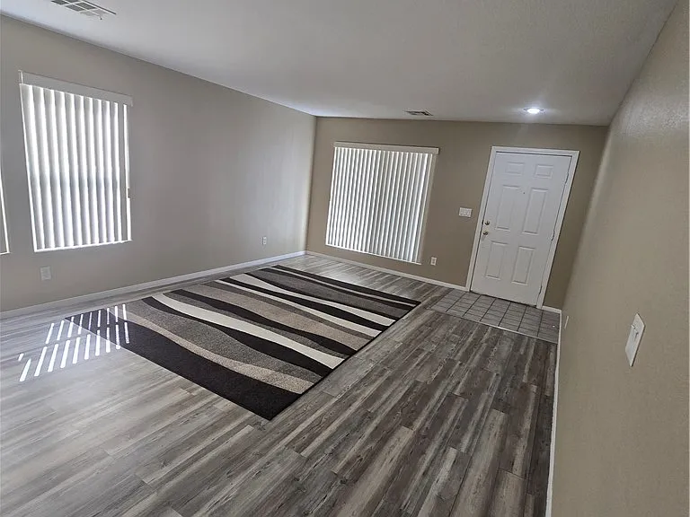 10815 Silver Lace Ln — Photo 5