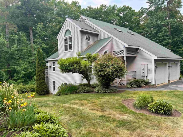 2 Wedgewood Circle #11, Hooksett, NH 03106