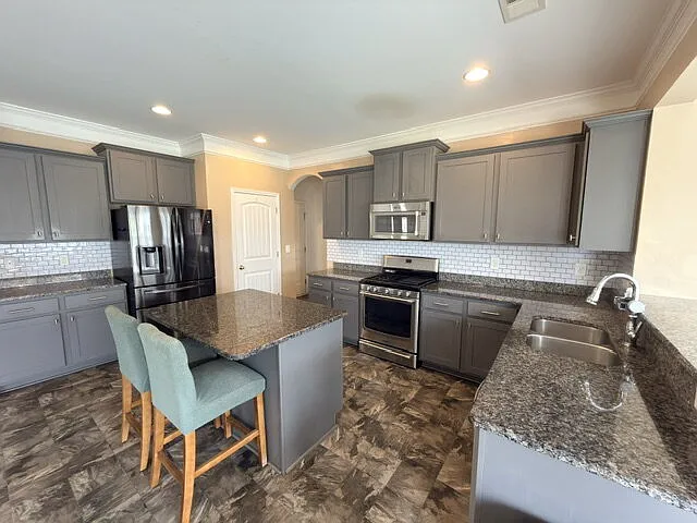 124 Glenellen Rd — Photo 22