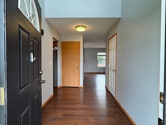 2nd image of 1509 England Dr
