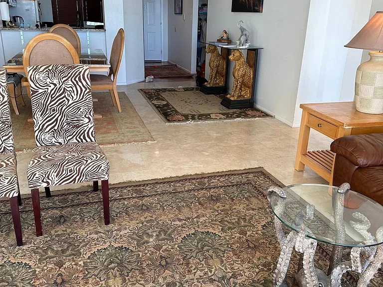 living/dining room