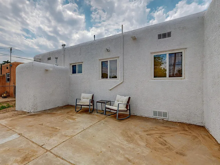 527 Gene Ave NW — Photo 44