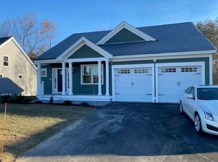 23 Cliffside Dr, Auburn, NH 03032