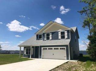 108 Tulls Bay Dr, Moyock, NC 27958