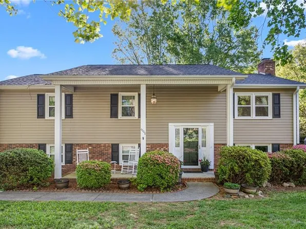 4608 Sun Valley Ln, Kernersville, NC 27284