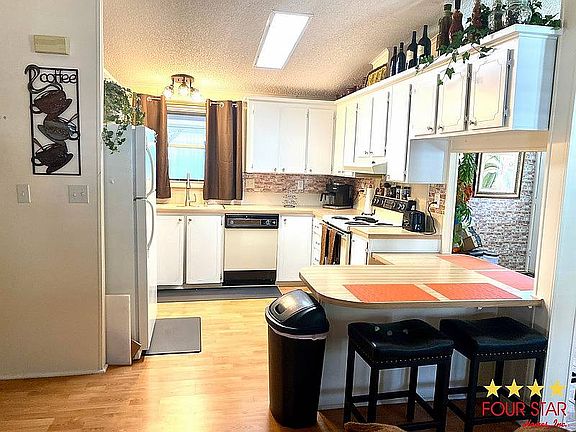 3rd image of 28944 Hubbard St Lot 136