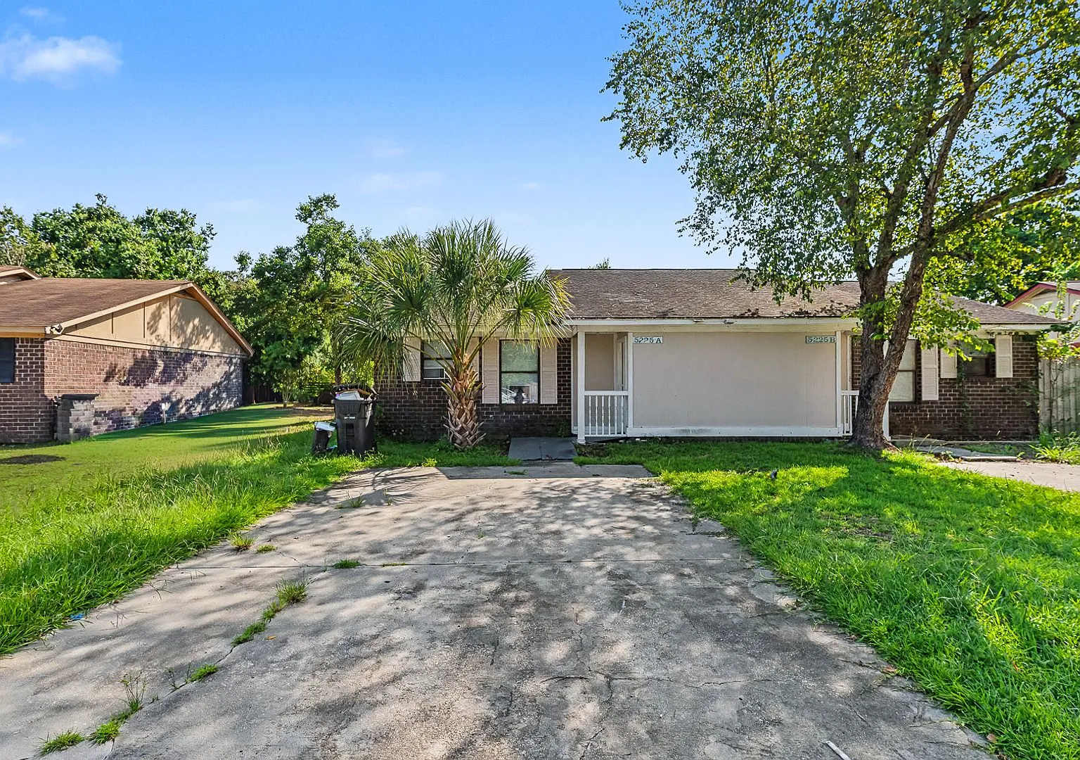 5225 Marseilles Dr. — Photo 2