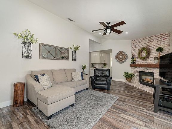 4th image of 3142 Cairns Pl