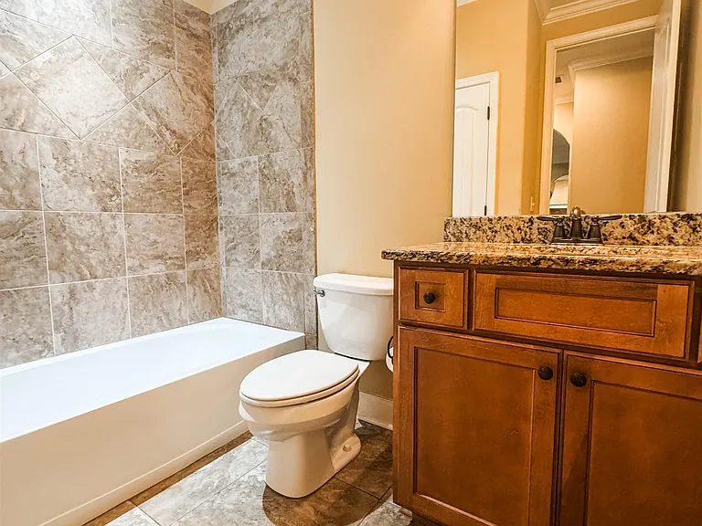 4435 Chestnut Hill Dr — Photo 10