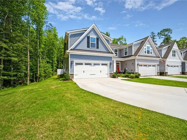 23146 Preserve Pl, Carrollton, VA 23314