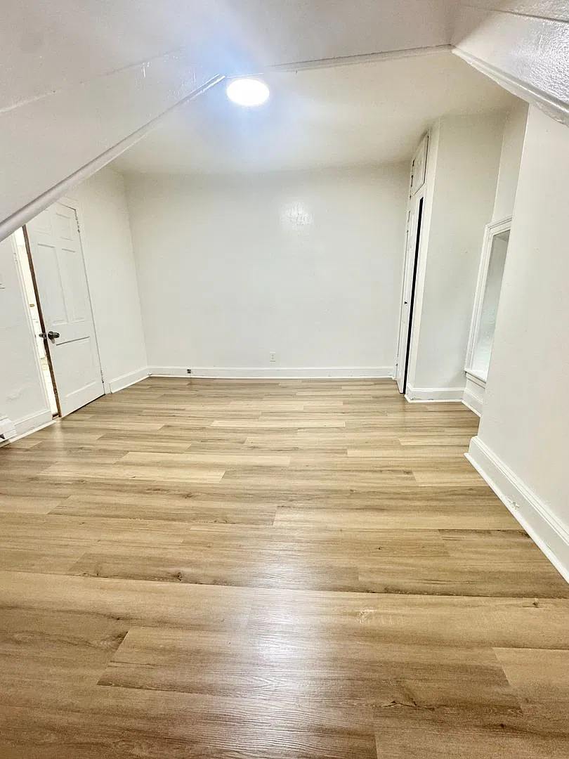 4908 Germantown Ave. — Photo 4