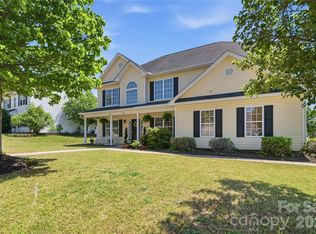 178 Madelia Pl, Mooresville, NC 28115