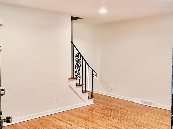 5th image of 4937 Kelsch Ln #2