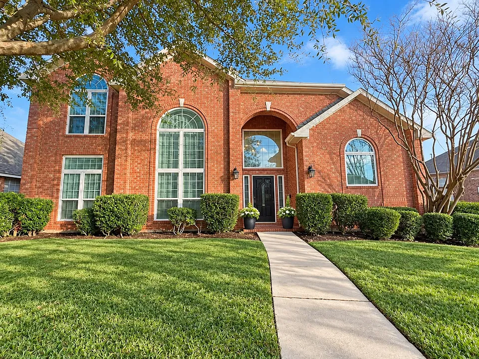 311 Cordova Dr