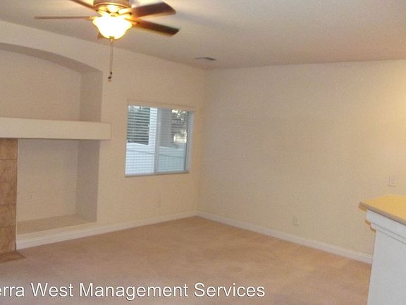 3rd image of 10603 Petricola St Unit 103