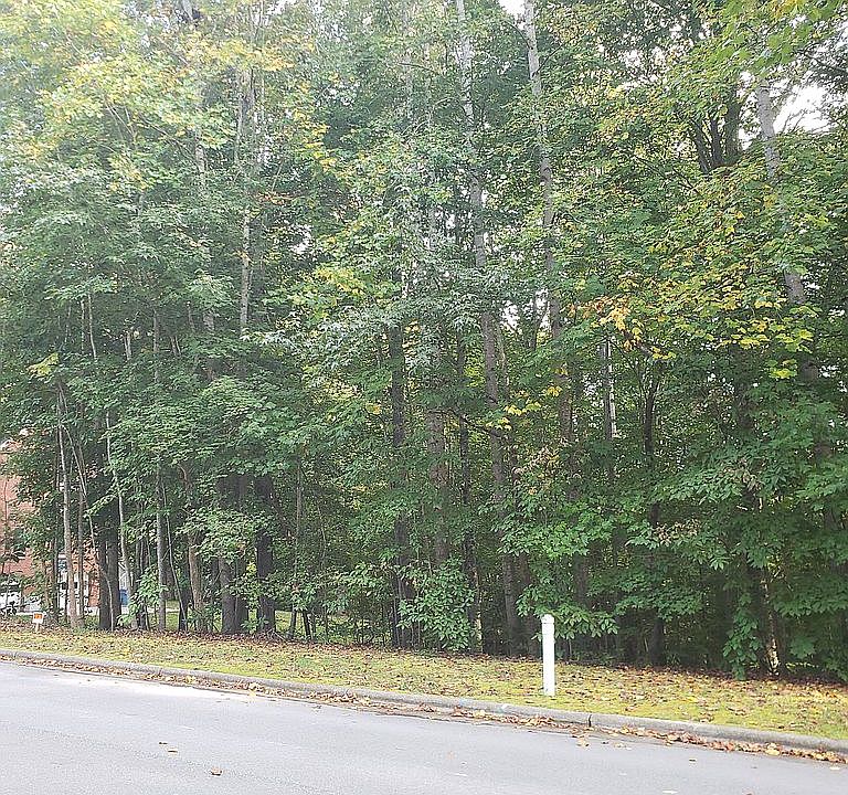 1st image of 149 Beechwood Dr