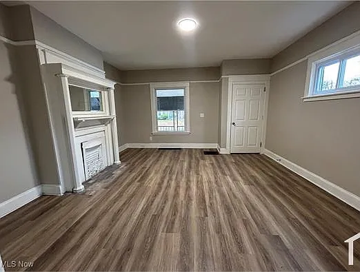 7417 Linwood Ave #LEFT — Photo 2