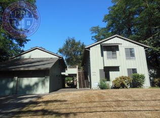 6801 Childs Rd, Lake Oswego, OR 97035