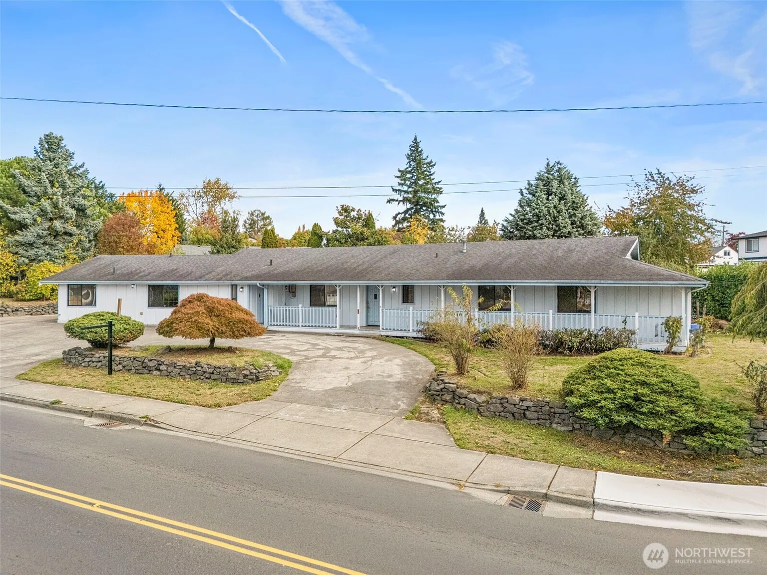 1515 Milton Way photo 1