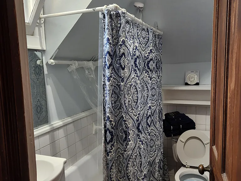 416 Crescent St NE #7 — Photo 4
