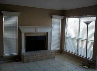 8147 Misty Ridge Ln, Houston, TX 77071