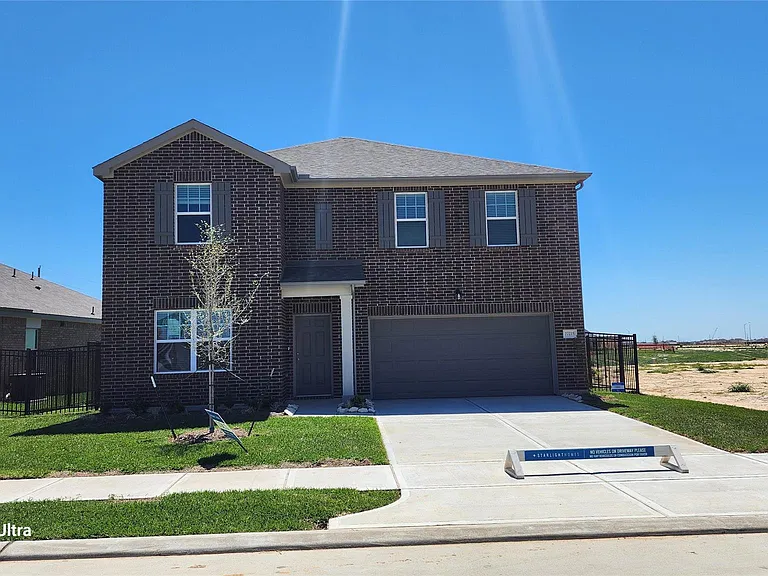 27215 Blue Pool Dr — Photo 1