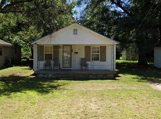 517 W 9th St, Kennett, MO 63857