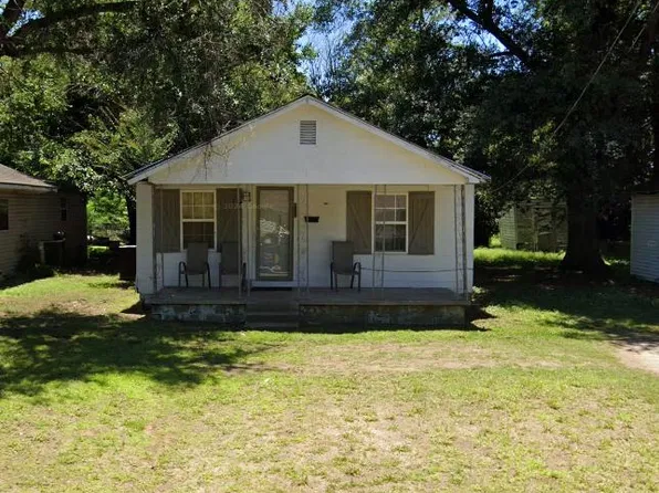 517 W 9th St, Kennett, MO 63857