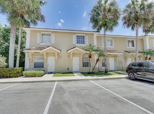 6904 Crooked Fence Dr, Lake Worth, FL 33467