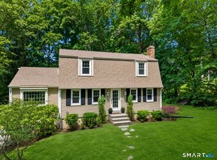 2 Half Penny Ln, Old Saybrook, CT 06475