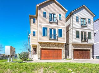 2051 W 14th 1/2 St, Houston, TX 77008
