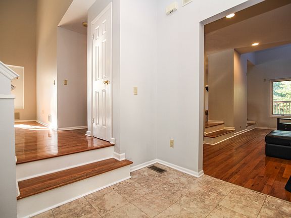 2nd image of 169 Clarken Drive