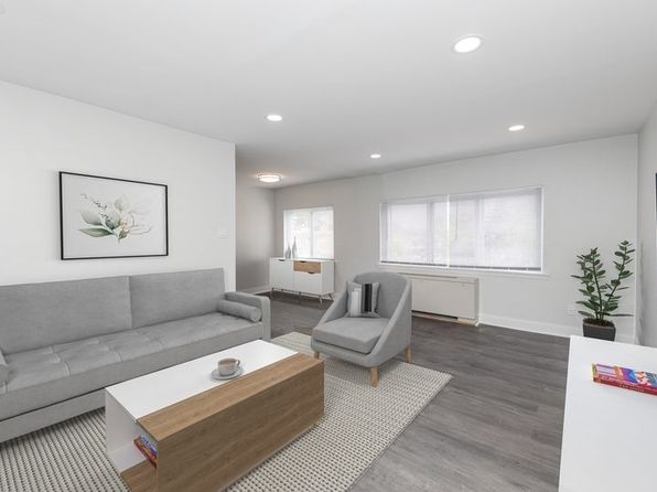 6451 Oxford Ave APT A108