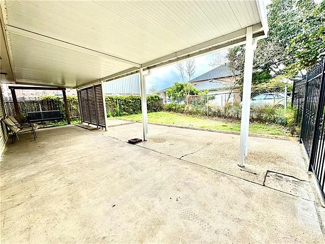 5116 Avron Blvd — Photo 34