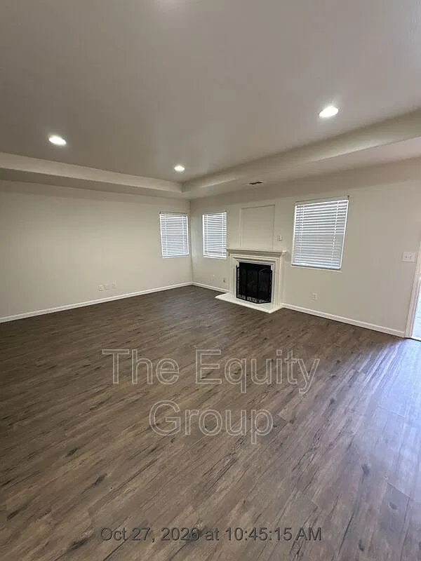 2 bed, 2.0 bath, 1195 sqft, $1,600 — Photo 4