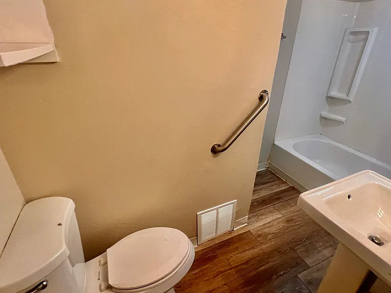 1435 Villa St — Photo 27