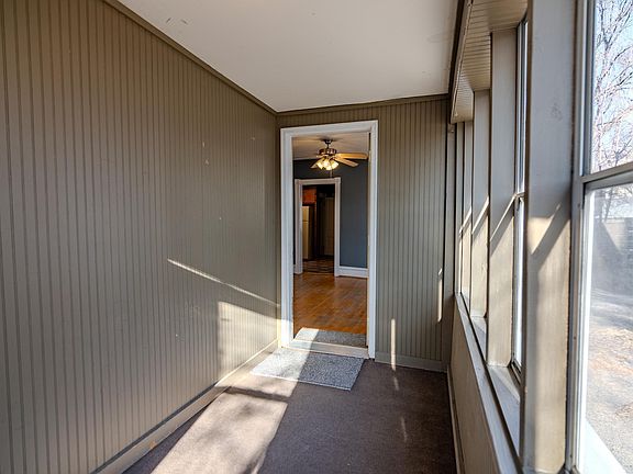 2nd image of 355 Burgess St