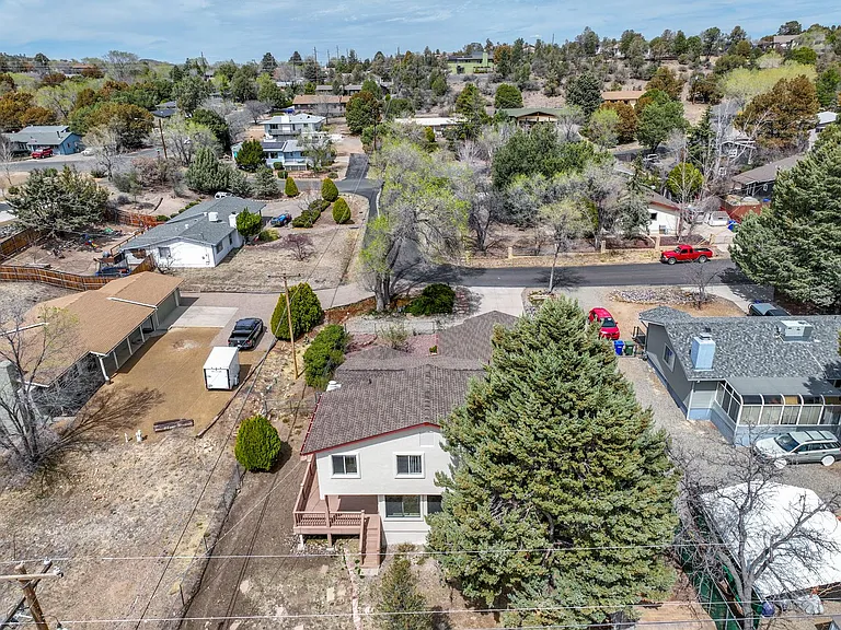 585 Mosher Ln — Photo 36