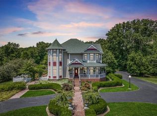 10 Kelp Grove Rd, Nashville, IN 47448