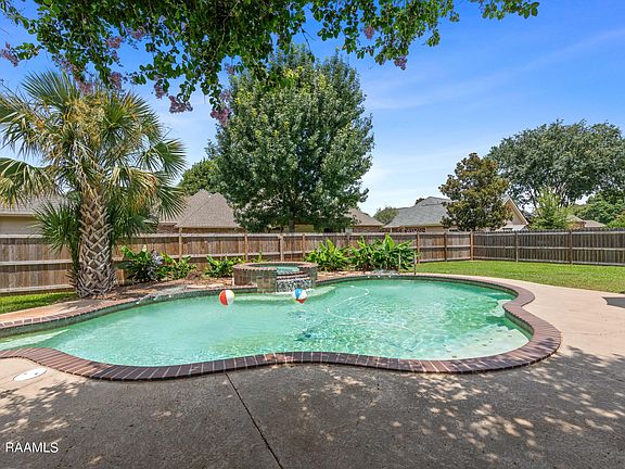 2nd image of 336 Mill Pond Dr