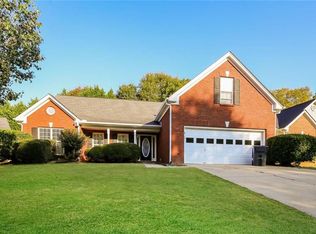 1055 Chapel Hill Dr, Lawrenceville, GA 30045