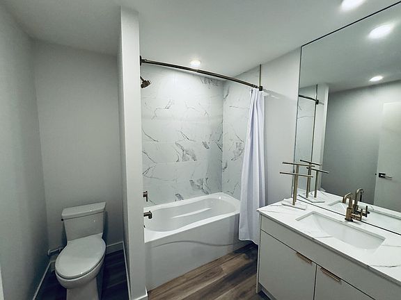5th image of 9841 74th Ave NW #201