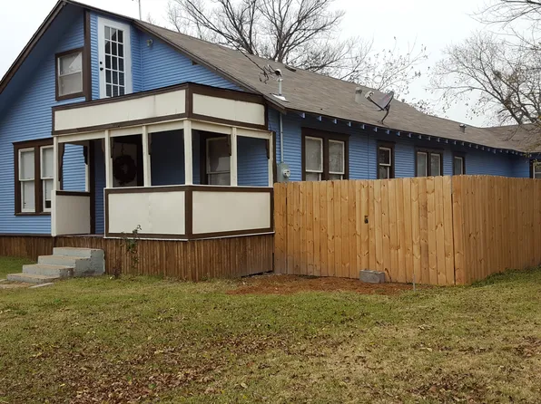 307 W 7th St, Ferris, TX 75125