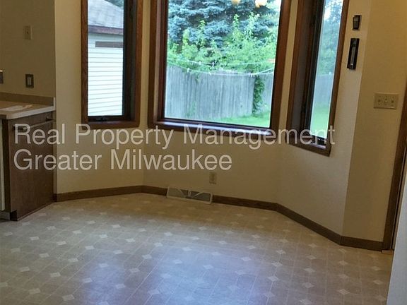 4th image of 1506 W Plainfield Ave